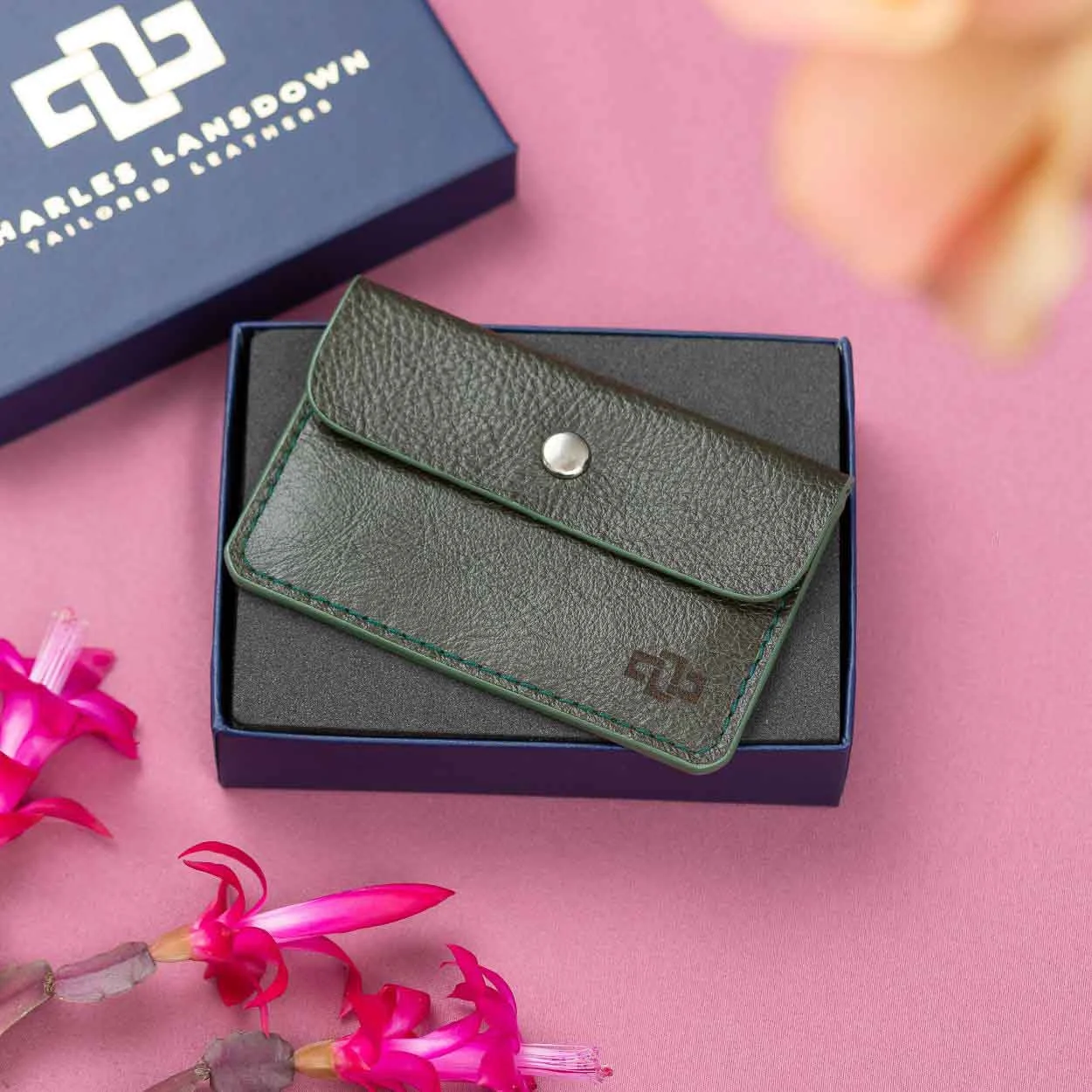 ladies-cardholder-genuine-leather-monroe-envelope-olive-green-box
